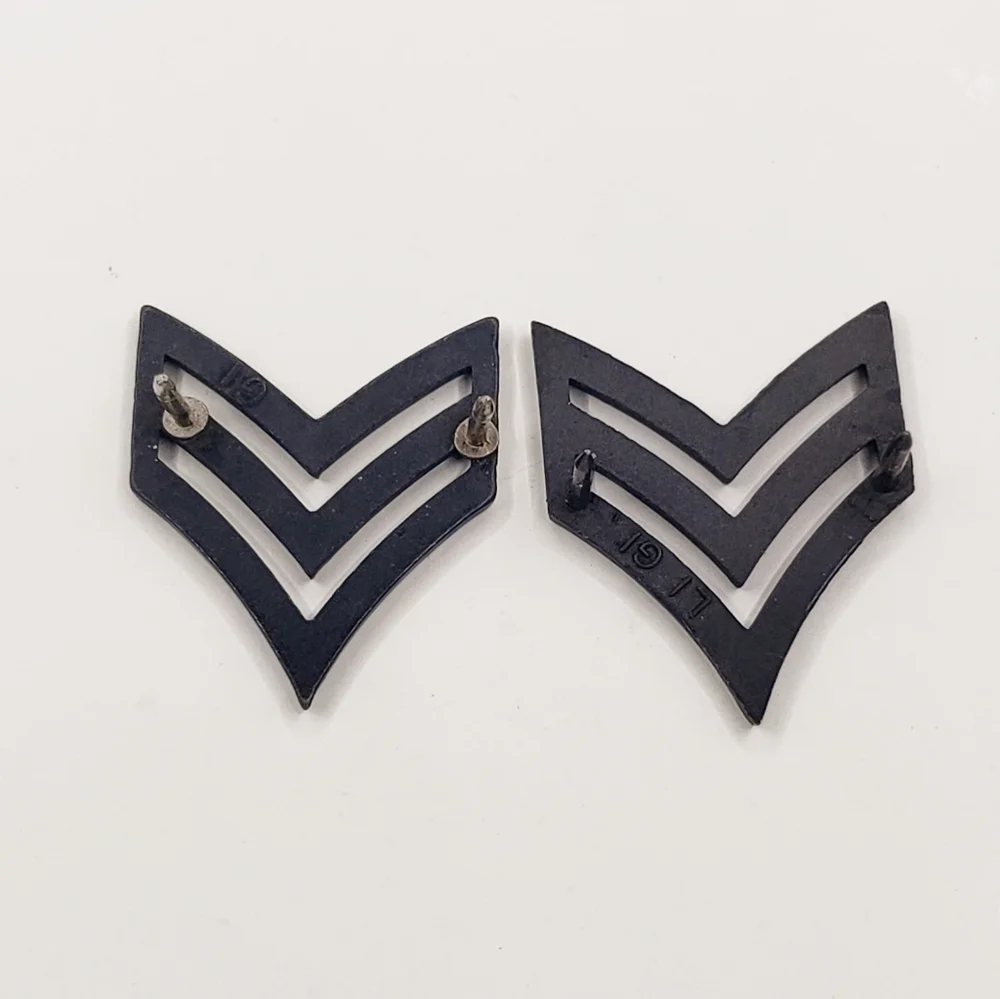 US Army/Marines E-5 Chevron Collar Insignia  Tack Pin